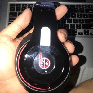 Studio beats by Dre